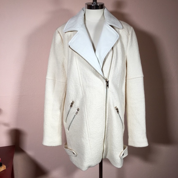 ASOS Oversized White Boucle Wool Pea Coat with Leather Collar size 12 - Picture 1 of 16